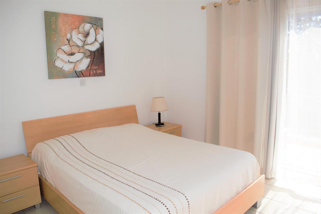 Townhouse In Paradise Gardens Paphos Exterior photo